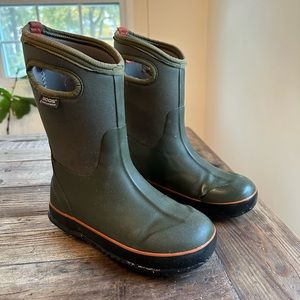 Kids Bogs size 3